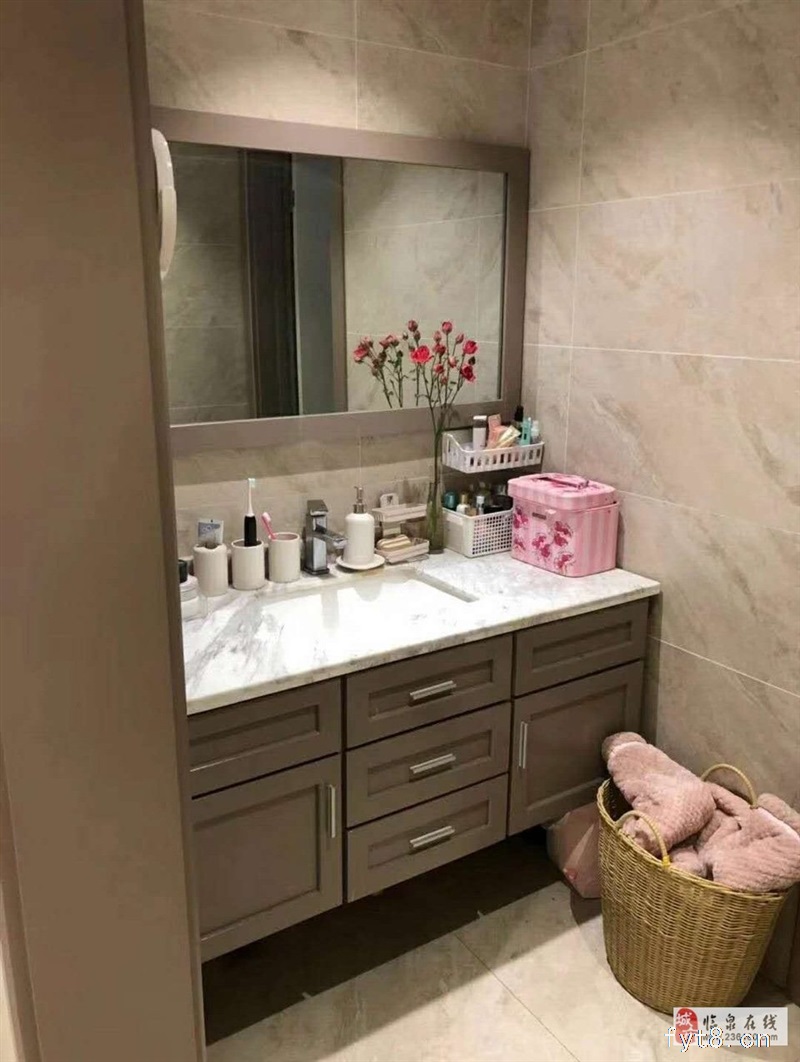 利华中央公馆1楼洋房跃层共240㎡送院子195万